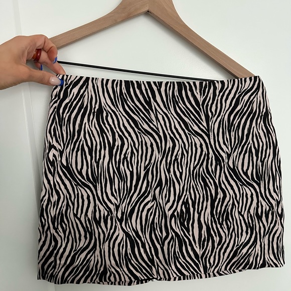 For Love and Lemons Aiko Mini Skirt - Picture 7 of 7